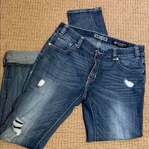 Boyfriend skinny jeans!!! Distressed